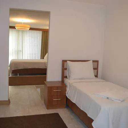 Hotel Dmr Grand Family Airport Sarigazi