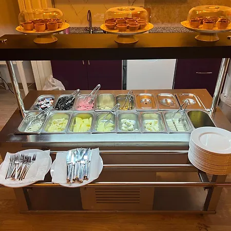 Dmr Grand Family Airport Hotel Sarigazi